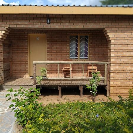Sunshinevibe Guest House Касане Экстерьер фото