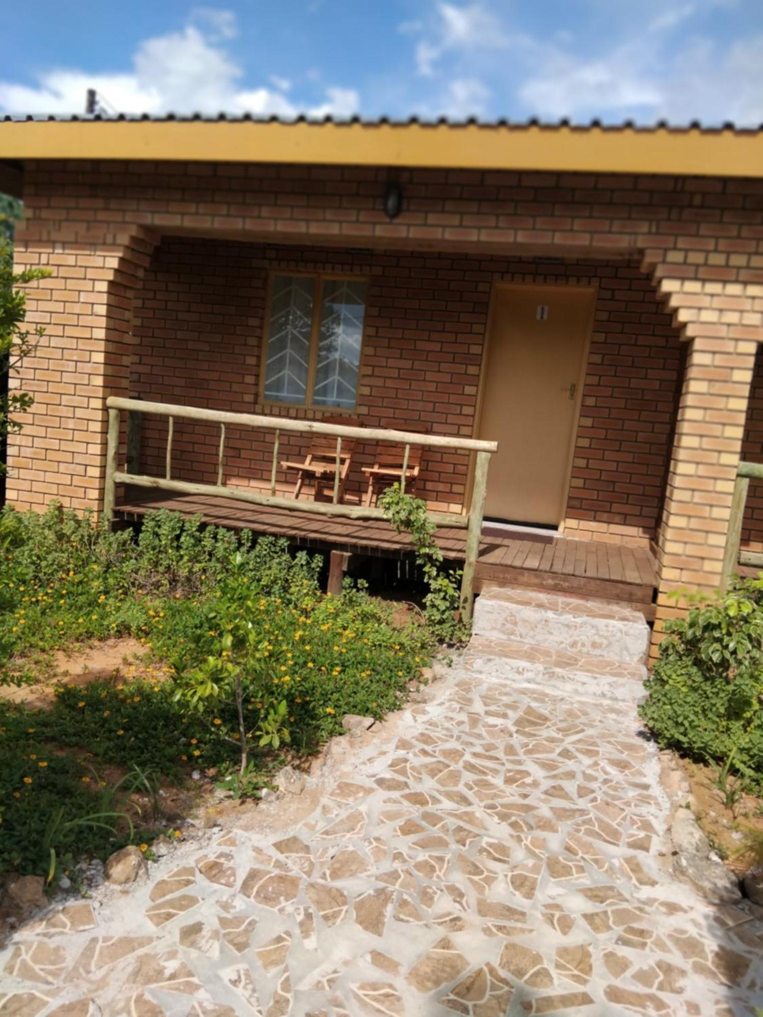 Sunshinevibe Guest House Касане Экстерьер фото